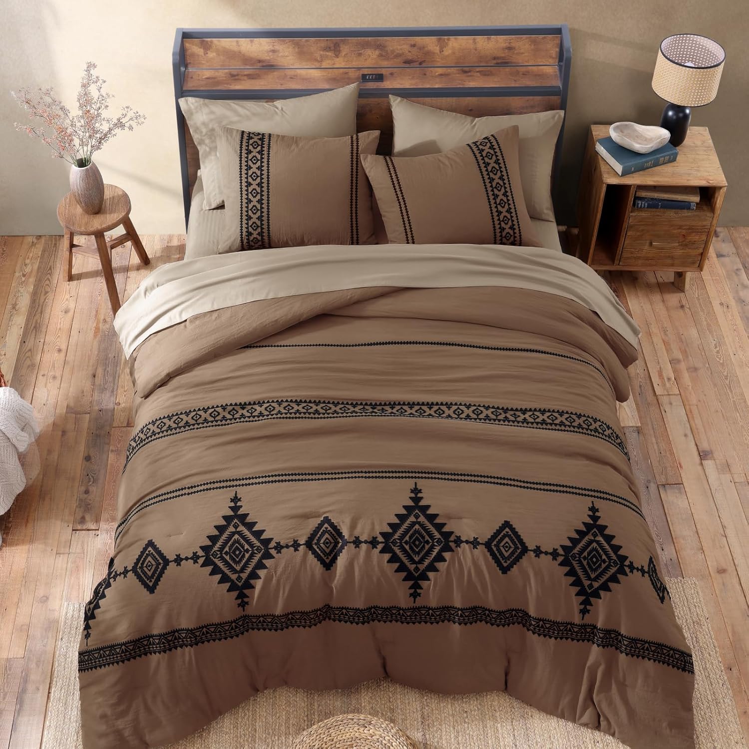 Melex Embroidery Comforter Set