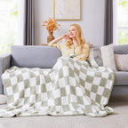 Melex Checkered Throw Blanket