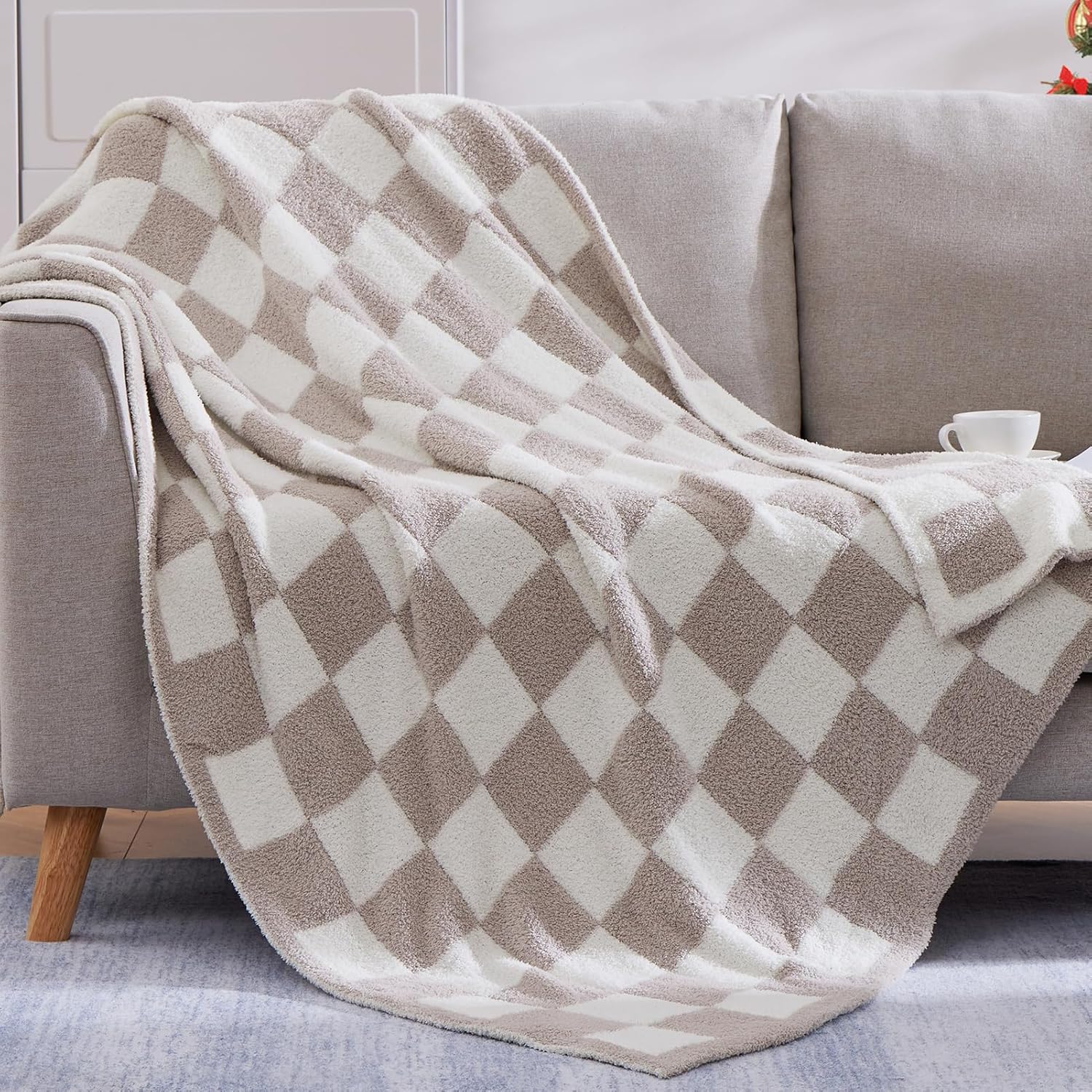 Melex Checkered Throw Blanket