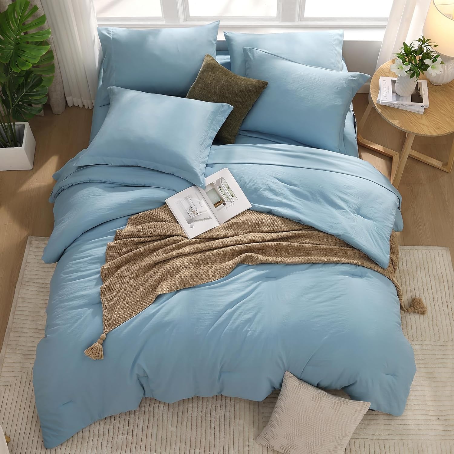 Prewashed fabric 7-piece Bed in a Bag Comforter Set