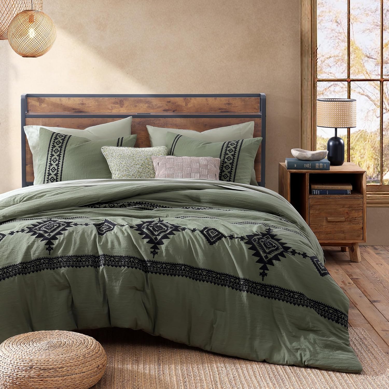 Melex Embroidery Comforter Set