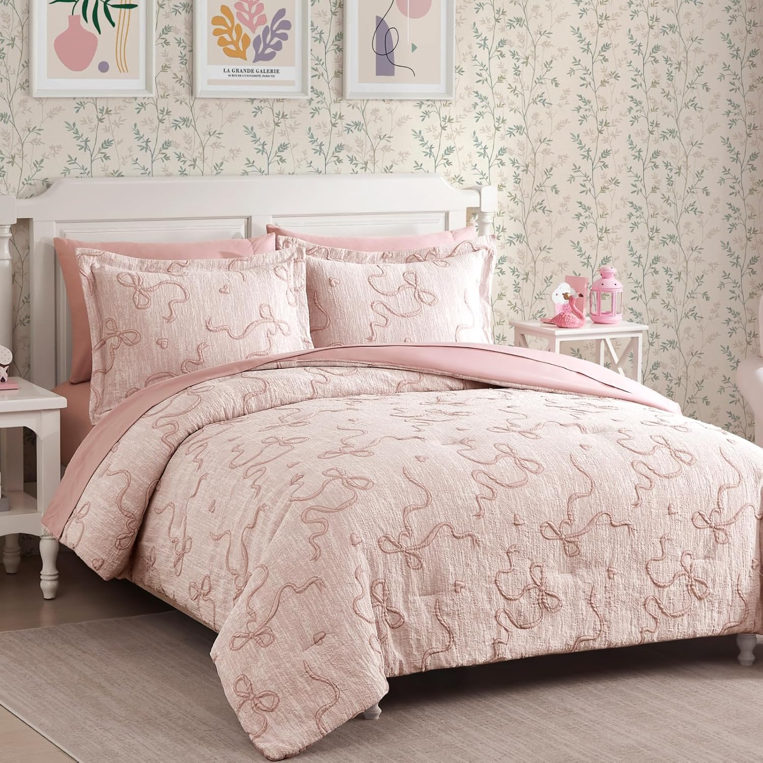 Catami Pom Tufted Comforter Set