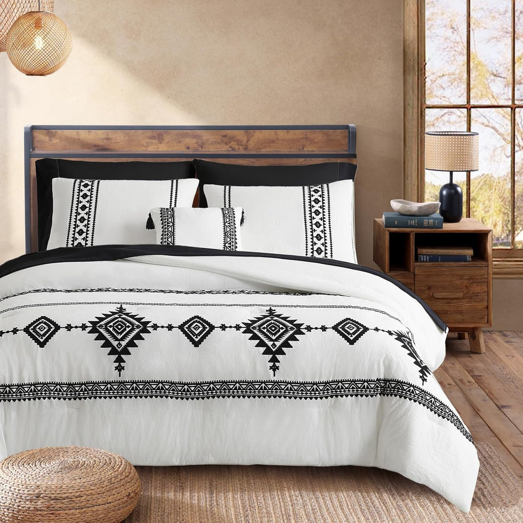 Melex Embroidery Comforter Set