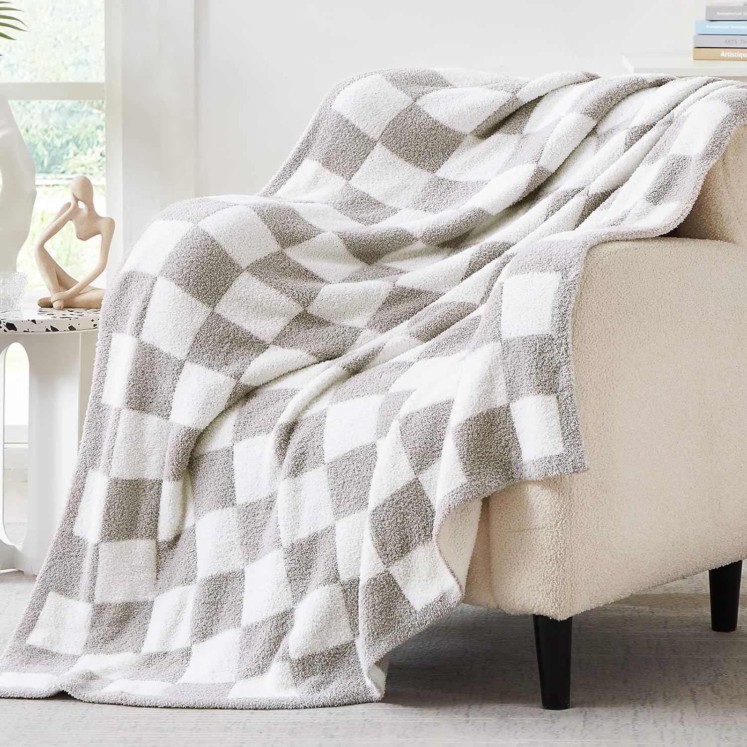 Melex Checkered Throw Blanket