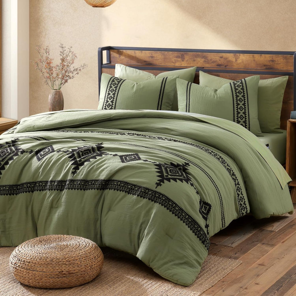 Melex Embroidery Comforter Set