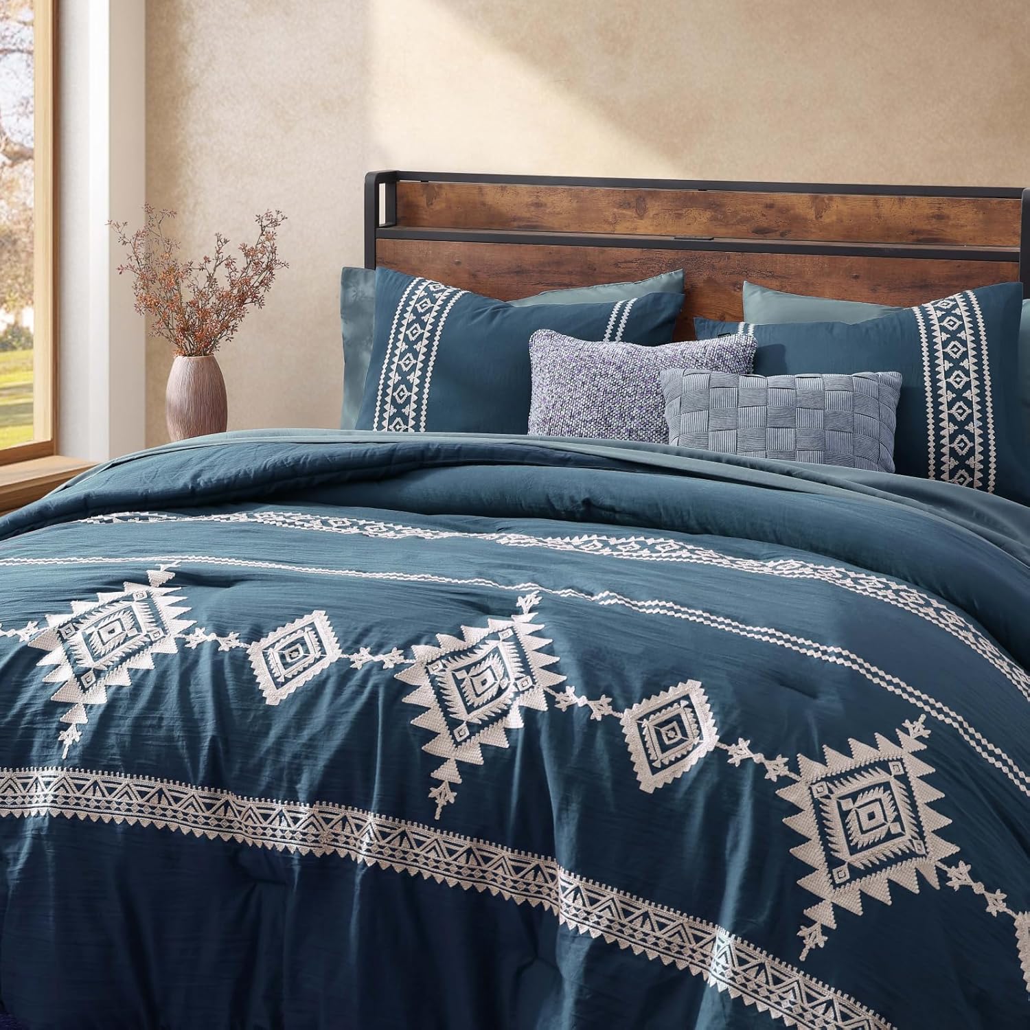 Melex Embroidery Comforter Set