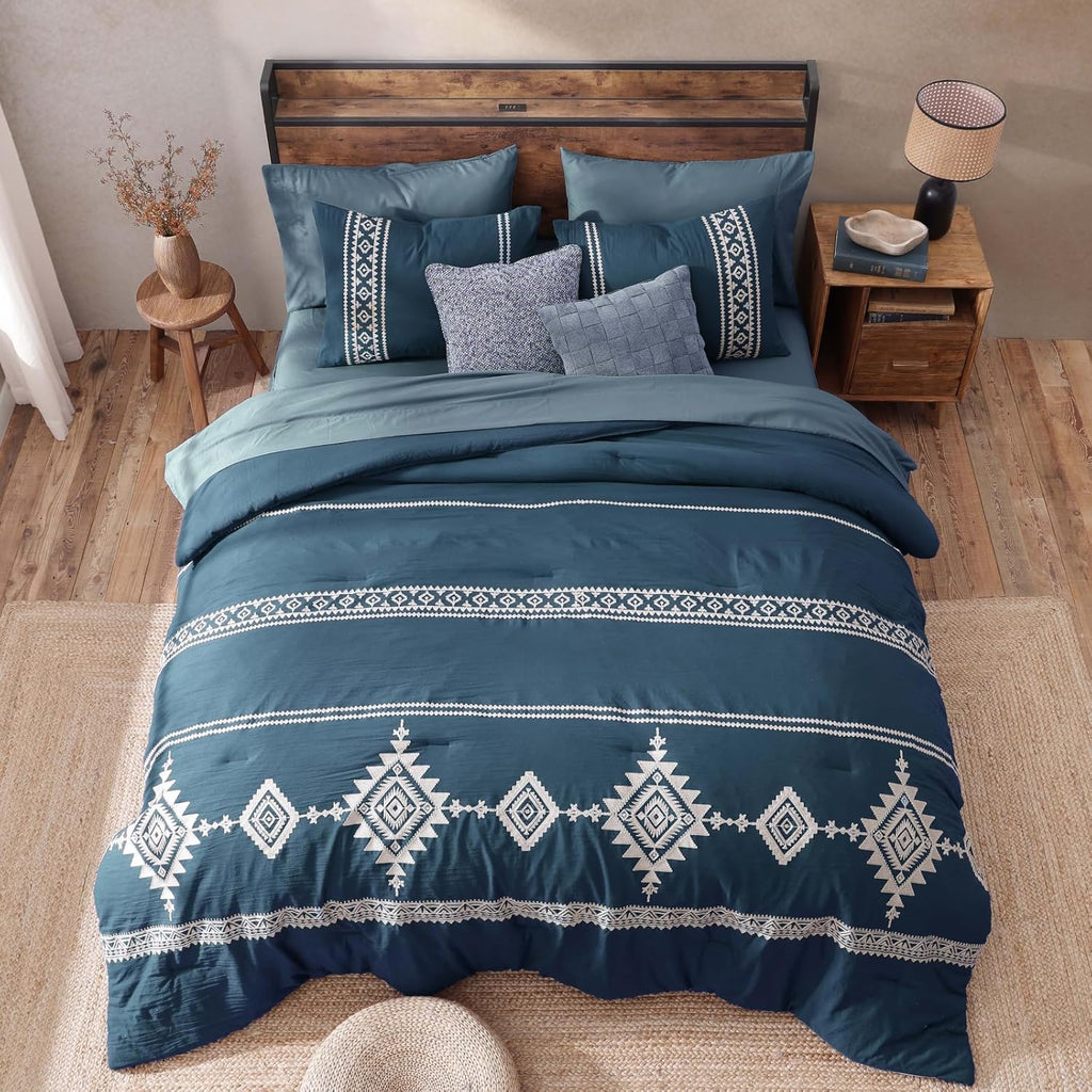 Melex Embroidery Comforter Set