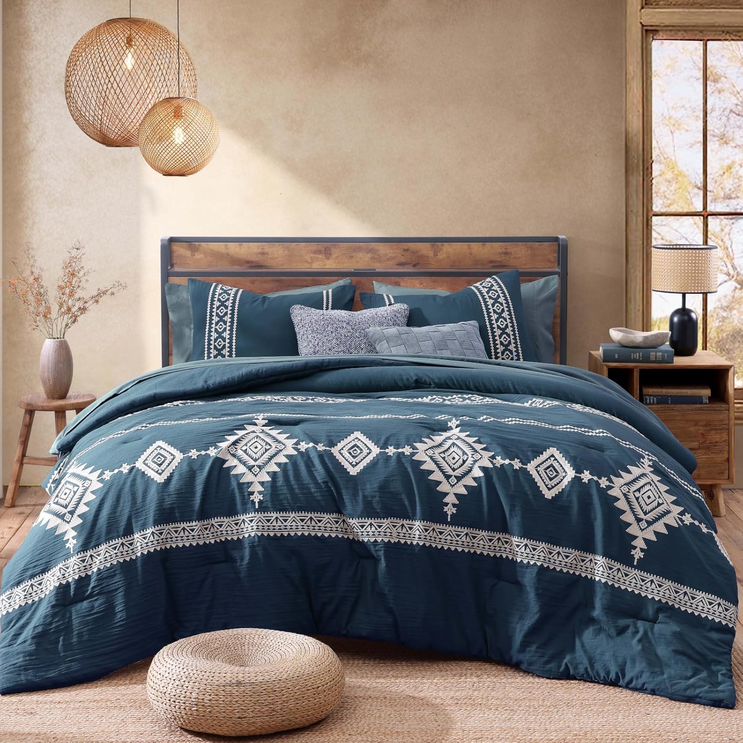 Melex Embroidery Comforter Set